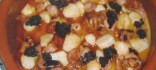 Guisat de botifarra amb bolets , patates i olivada